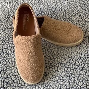TOMS Women’s Sunset Faux Sherpa Blush Slip-On Sneakers